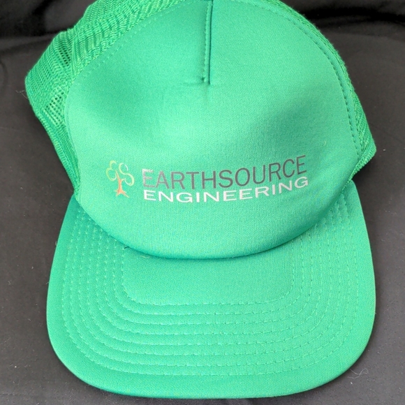OTTO Other - OTTO Earthsource Engineering Mesh Snapback Hat